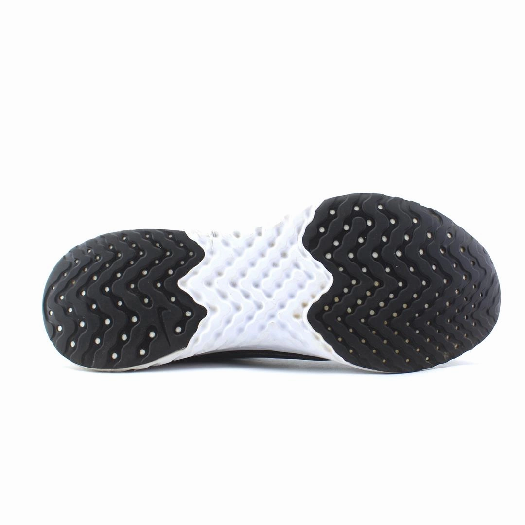 NIKE LEGEND REACT Allyson Felix Shoes Nike