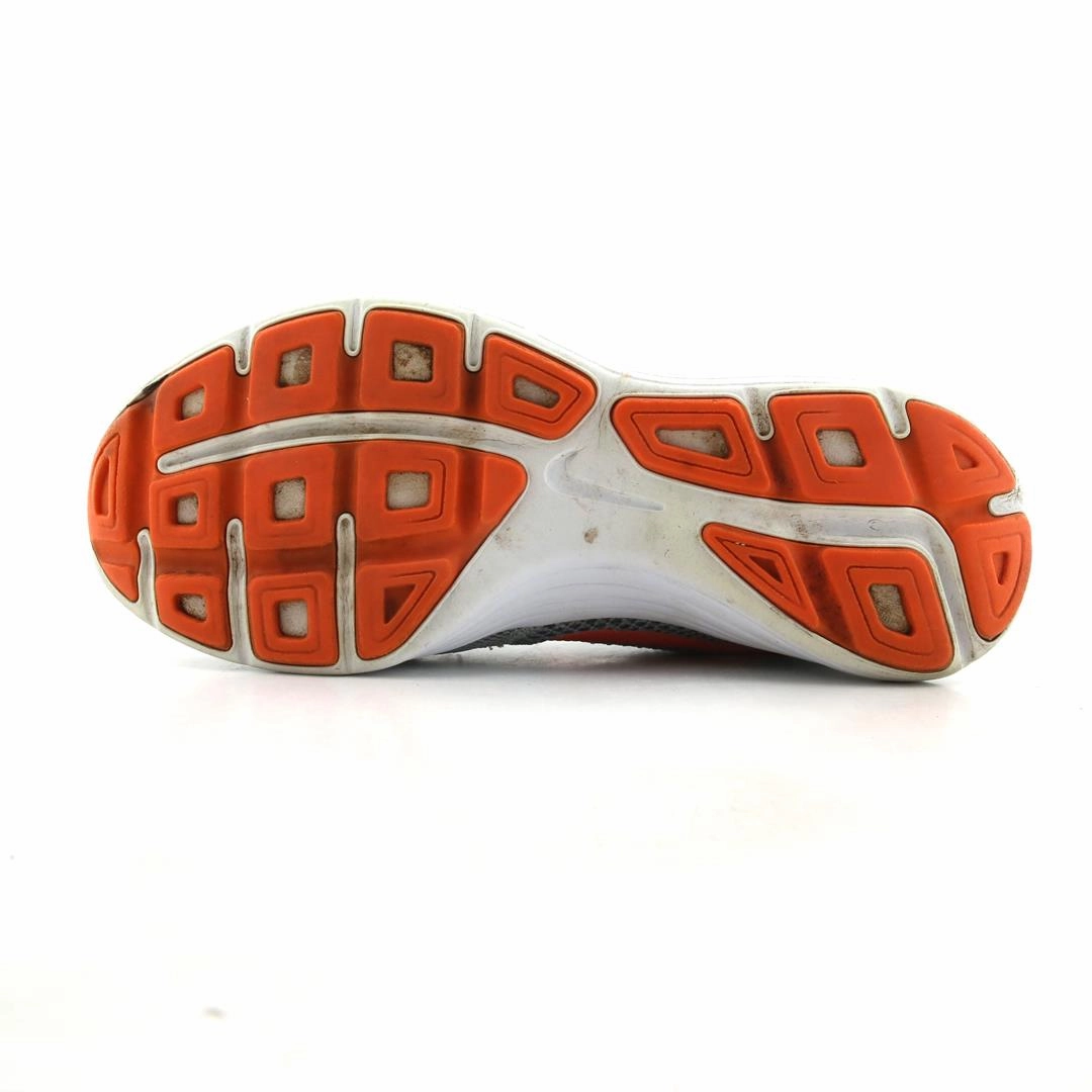 Nike Kobe Basketball Shoes NIKE REVOLUTION 3