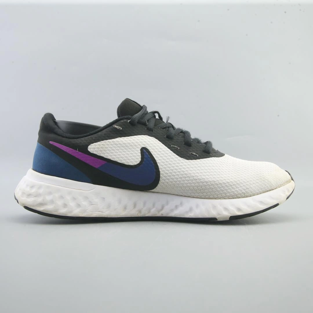 NIKE REVOLUTION 5 Nike Air Max Vintage Shoes