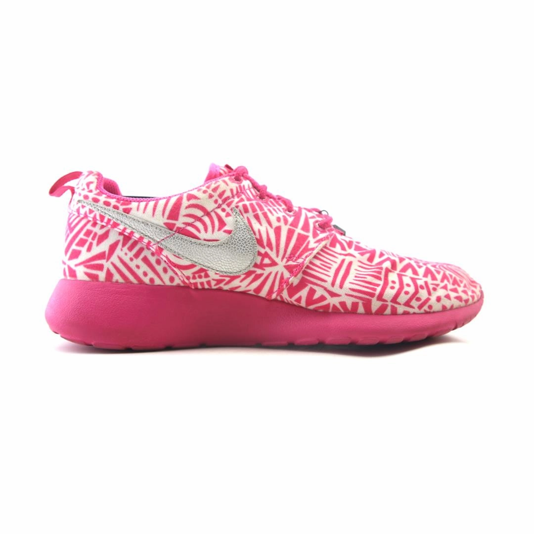 NIKE  ROSHE ONE Nike Winflo Road Running Shoes