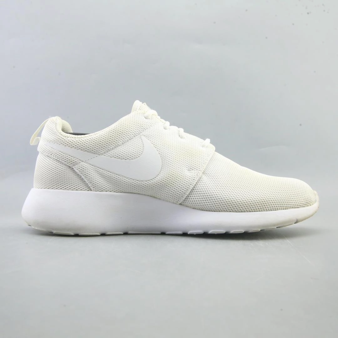 NIKE ROSHE ONE Most Comfortable Nike Shoes For Walking All Day