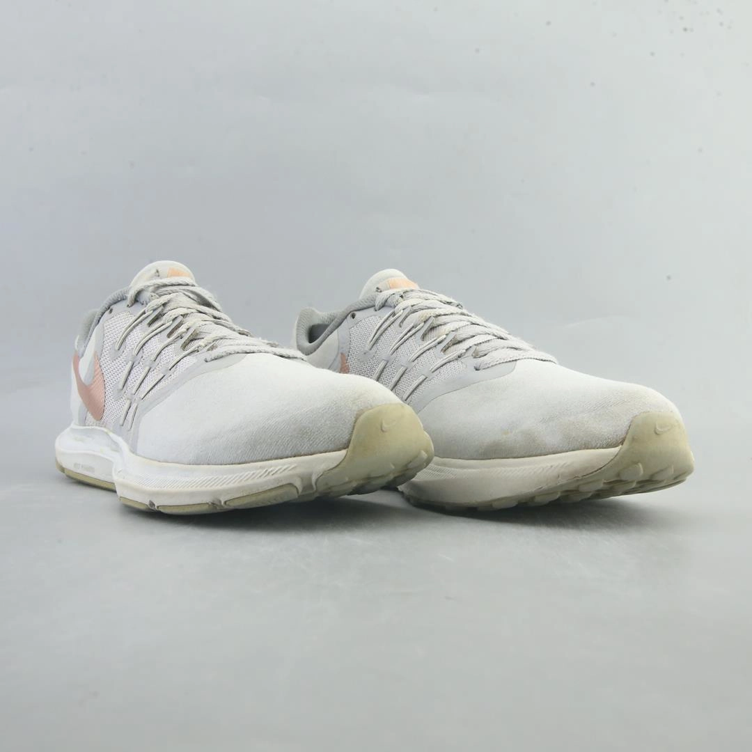 NIKE  RUN SWIFT Nike Track Throwing Shoes