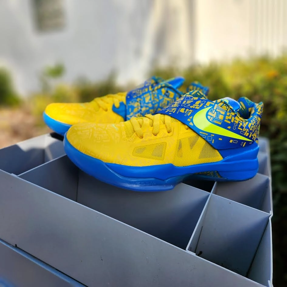 Nike Zoom KD IV Nike Running Shoes Academy