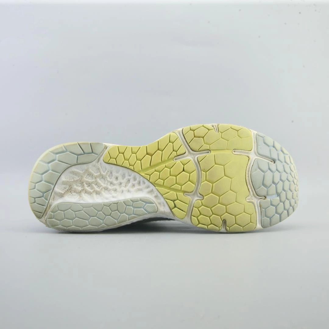 New Balance Womens Shoes 327 NEW BALANCE FRESH FOAM  880 V11