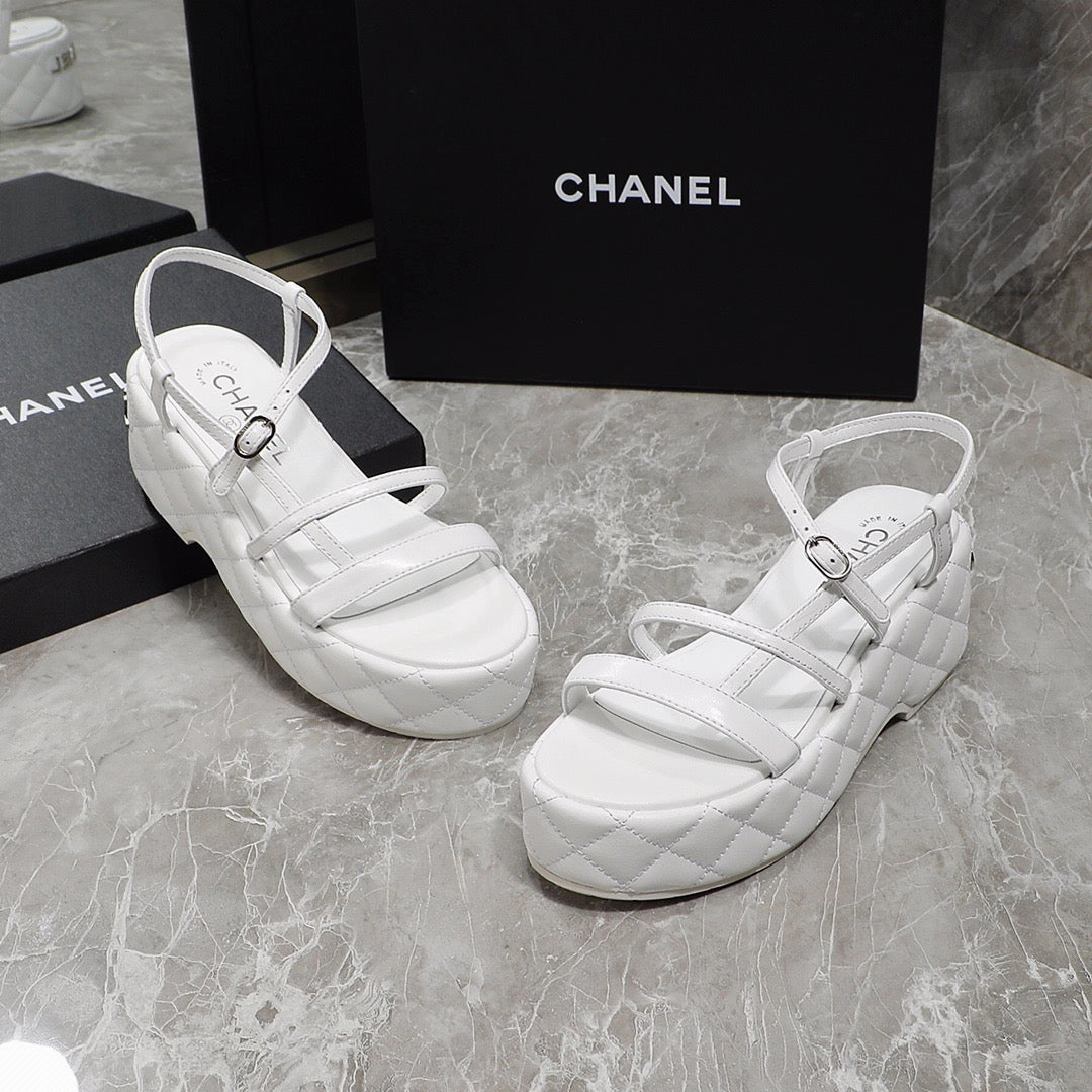 SE1023 CC Sandals / Size5-10 Sandals Cay Jamaica