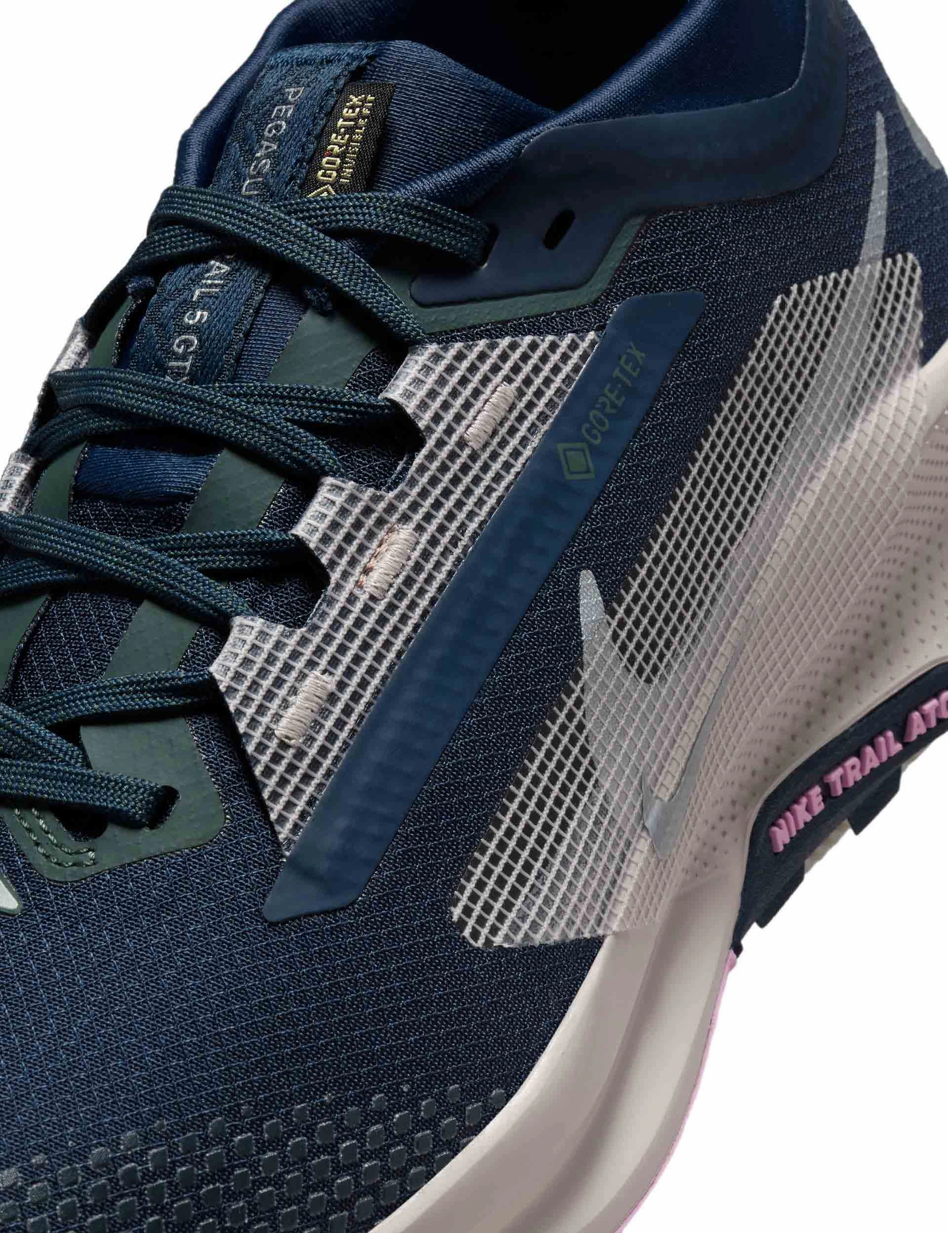 Pegasus Trail 5 Gore-Tex Shoes - Armoury Navy/Vintage Green/Platinum Violet Pacific Trail Running Shoes