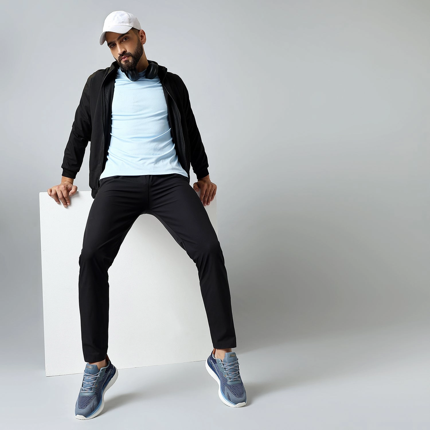 Shoes for Men SM 953 Buy Hiking Shoes India