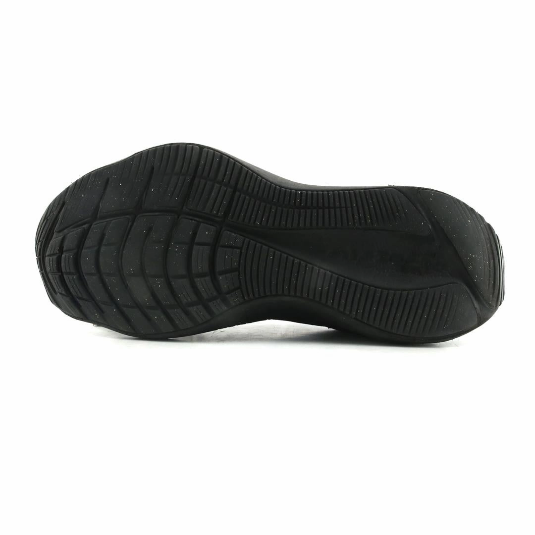 NIKE  ZOOM WINFLO 7 Hike In Trail Running Shoes