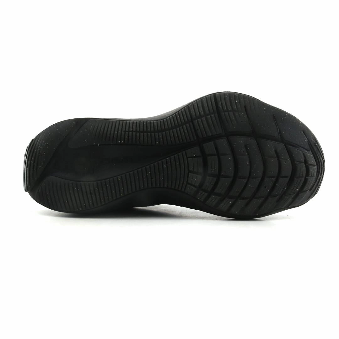 NIKE  ZOOM WINFLO 7 Running Shoe Fitting Gait Analysis New York City