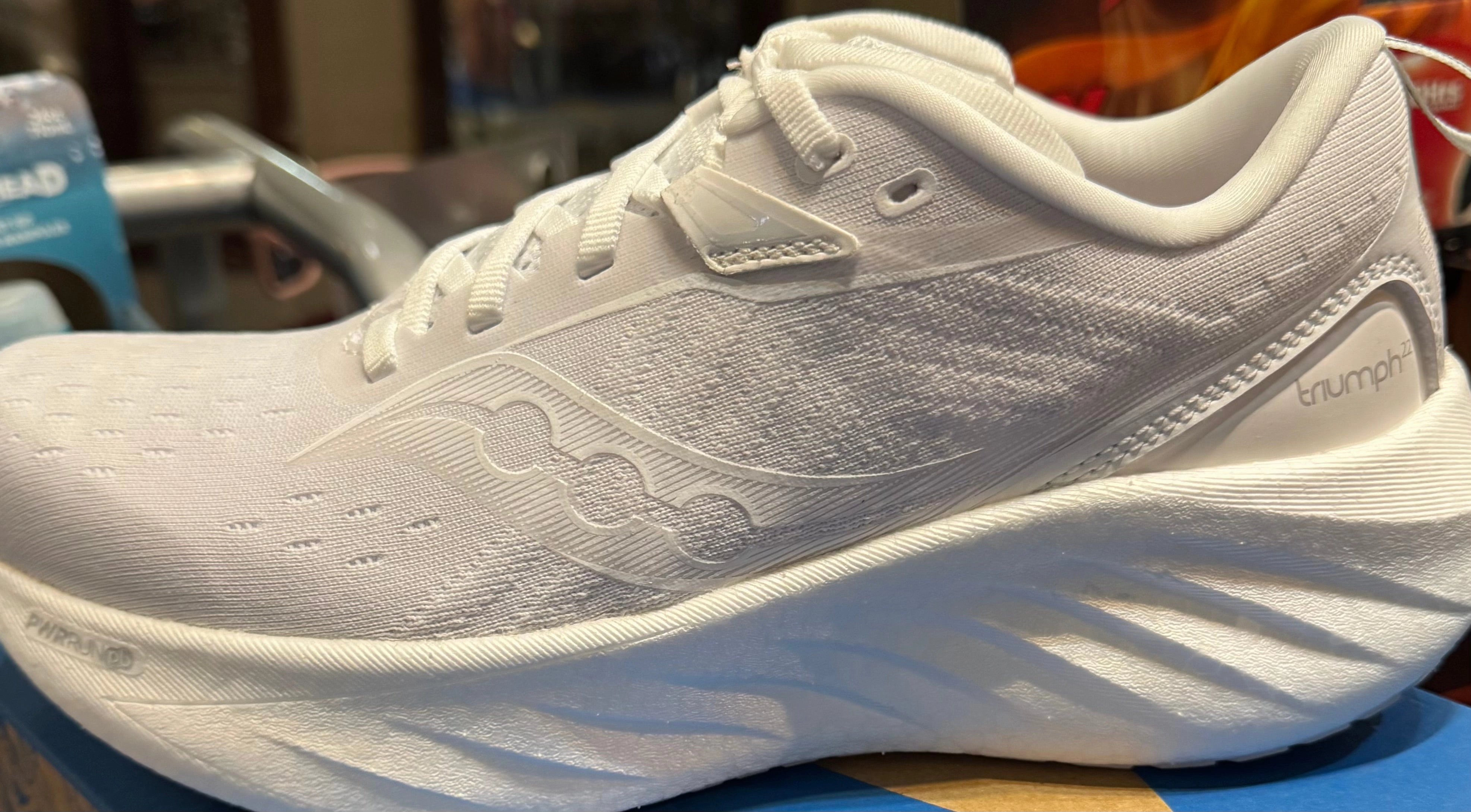 Women's Saucony Triumph 22 Revolution 7 Road Running Shoes