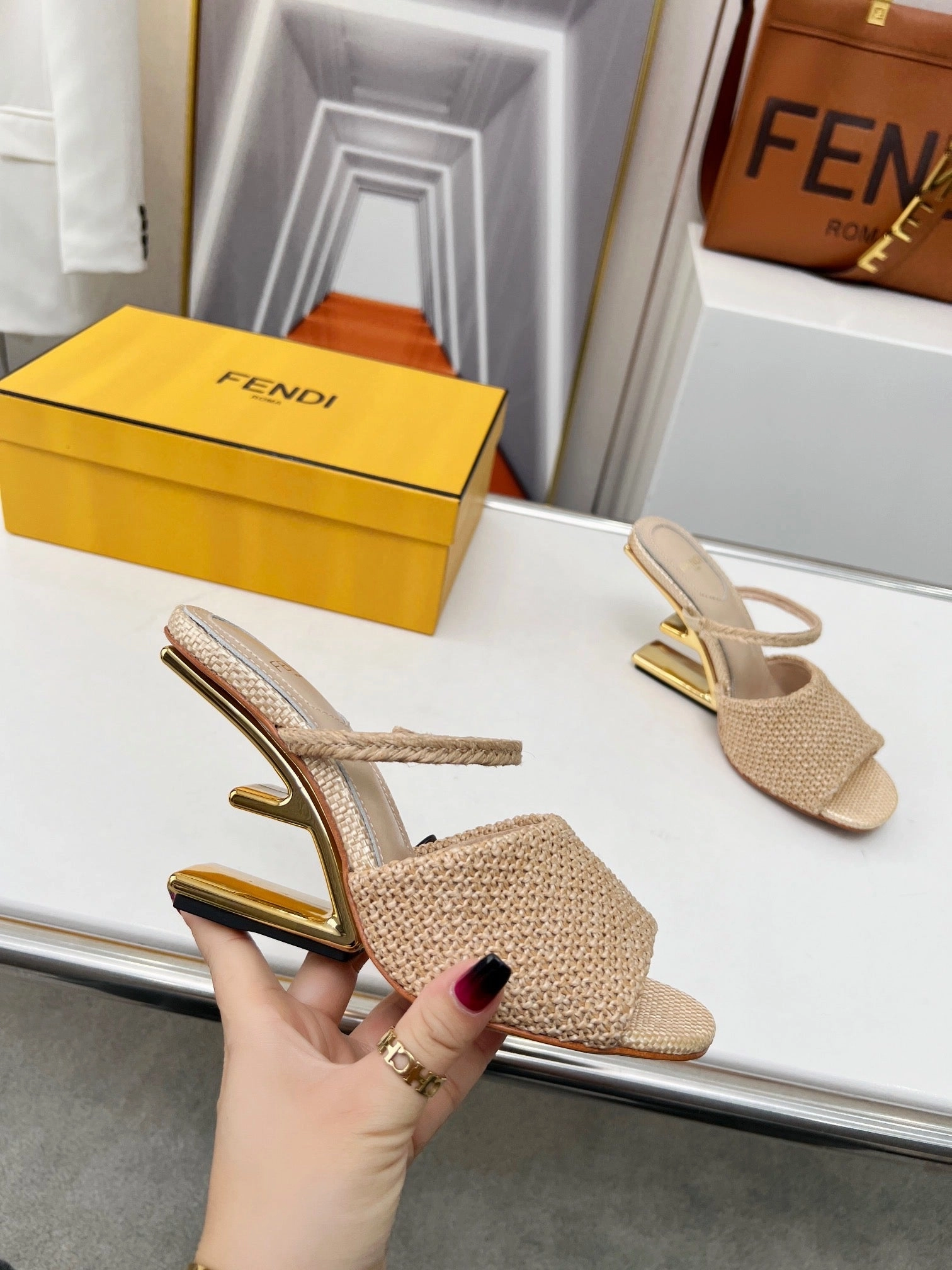 SE1153 FF First High-Heeled Sandals / Size5-11 Sandals Adilette