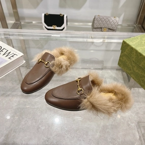 Vibi Venezia Slippers Review SE1525 2015 Re-Edition Women's slides / Size5-11