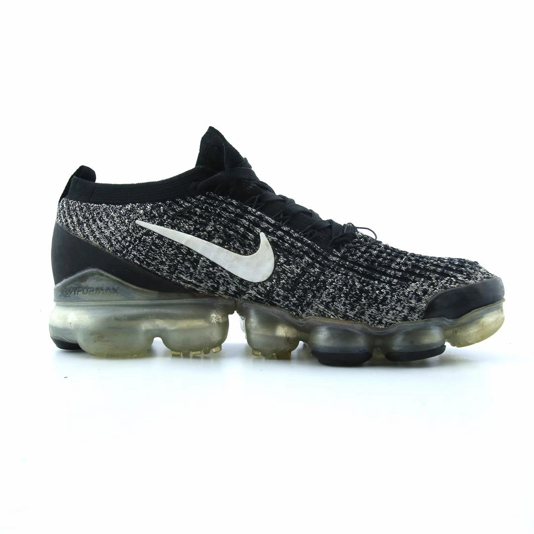 Nike Flat Tennis Shoes NIKE  AIR VAPORMAX FLYKNIT 3