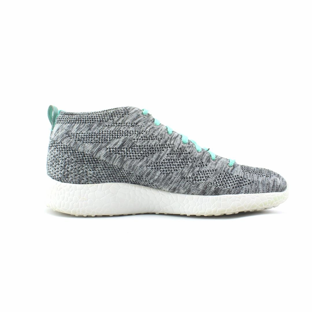 SKECHERS BURST Running Shoes Nearby