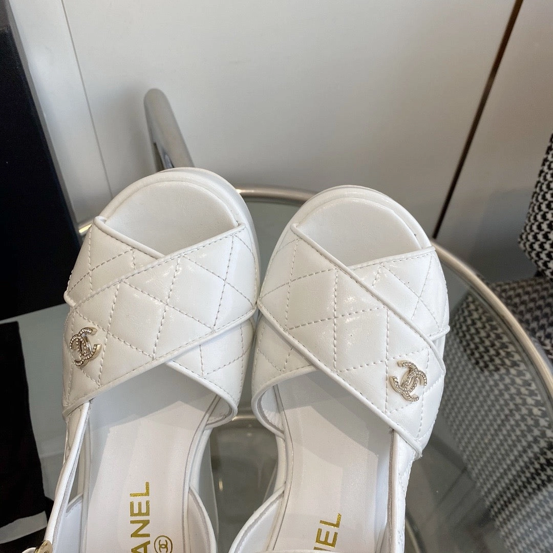 Sandals Huts Over Water SE1315 CC Sandals /  Size5-10