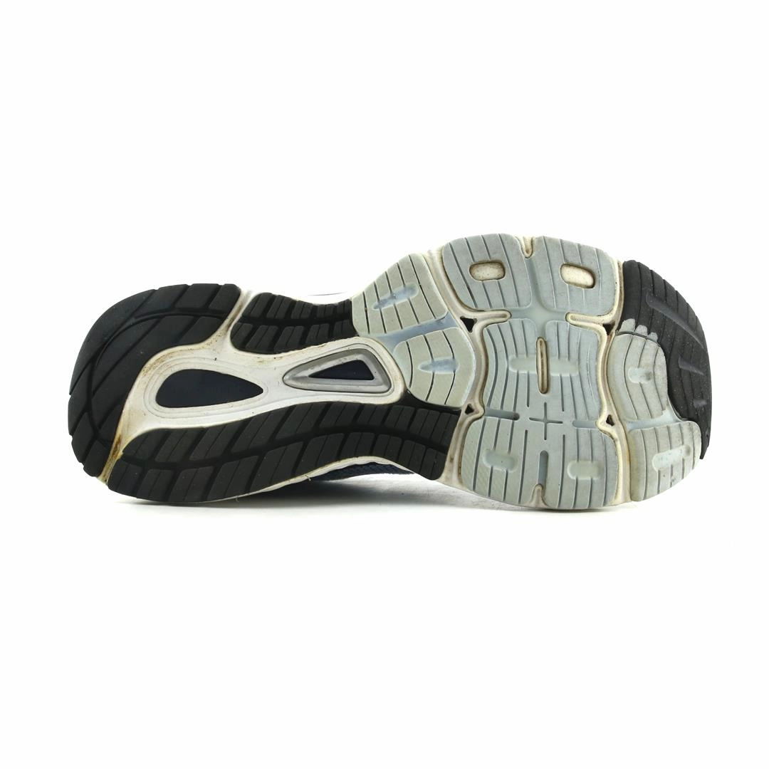 New Balance 1530 NEW BALANCE FRESH FOAM X 880V9