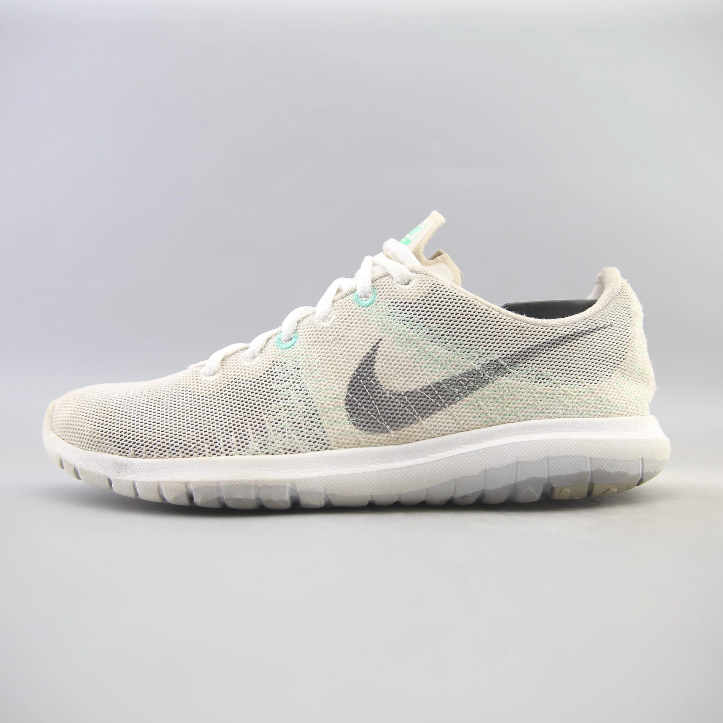 Nike Ucla Shoes NIKE  FLEX FURY