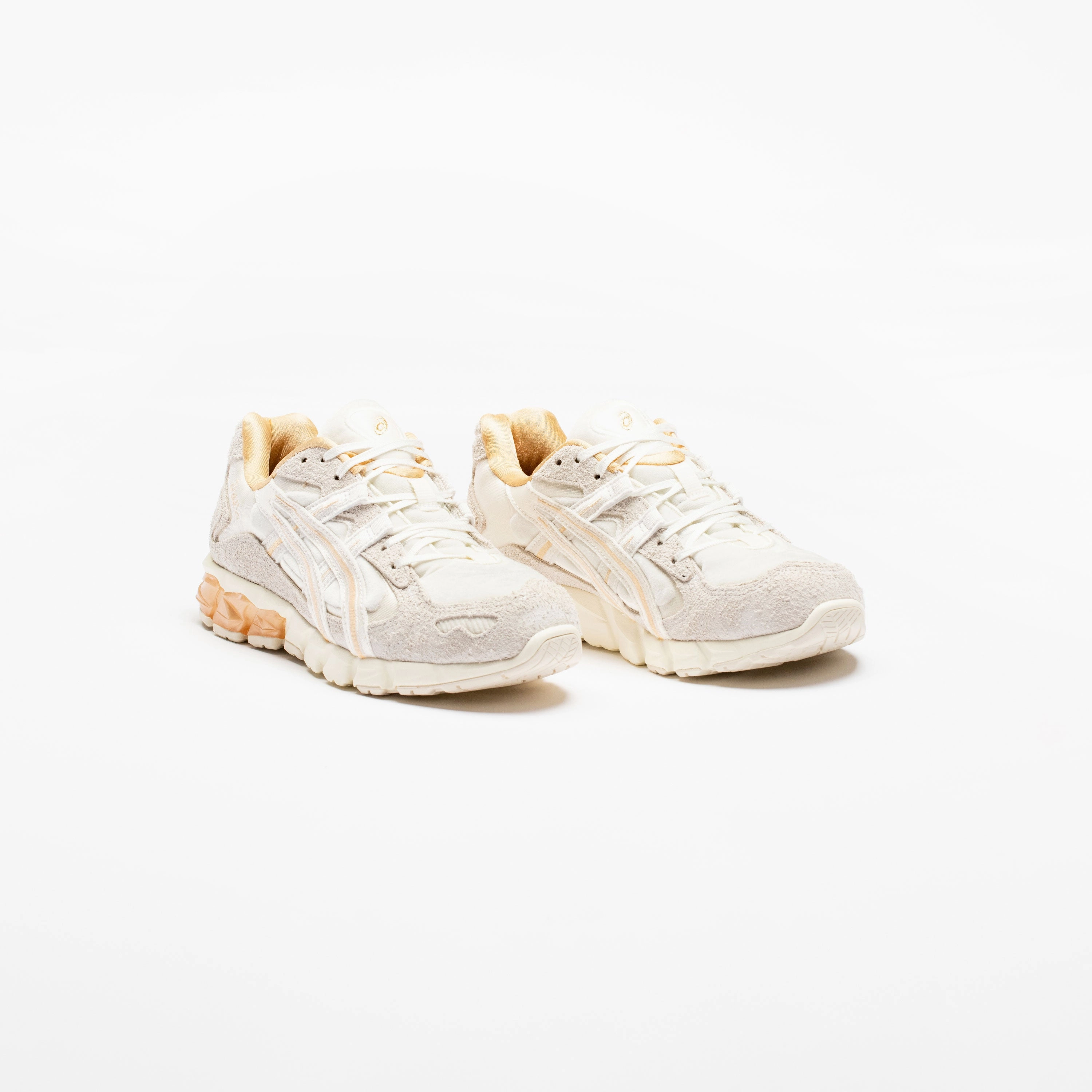 Lucy Charles Asics Shoes Tiger Gel Kayano 5 Kzn Mens Lifestyle Shoe - White/Champagne/Cream