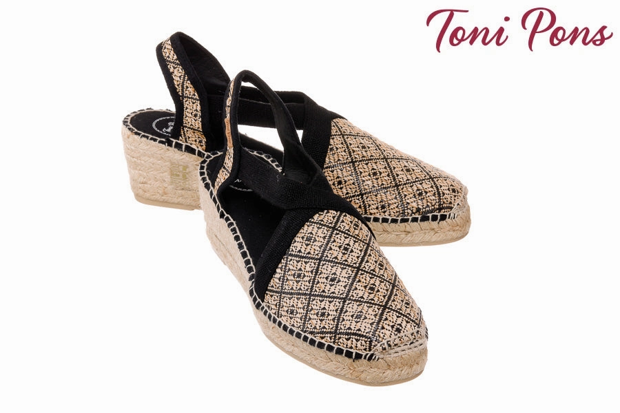 Gucci Signature Espadrille Tp Amor