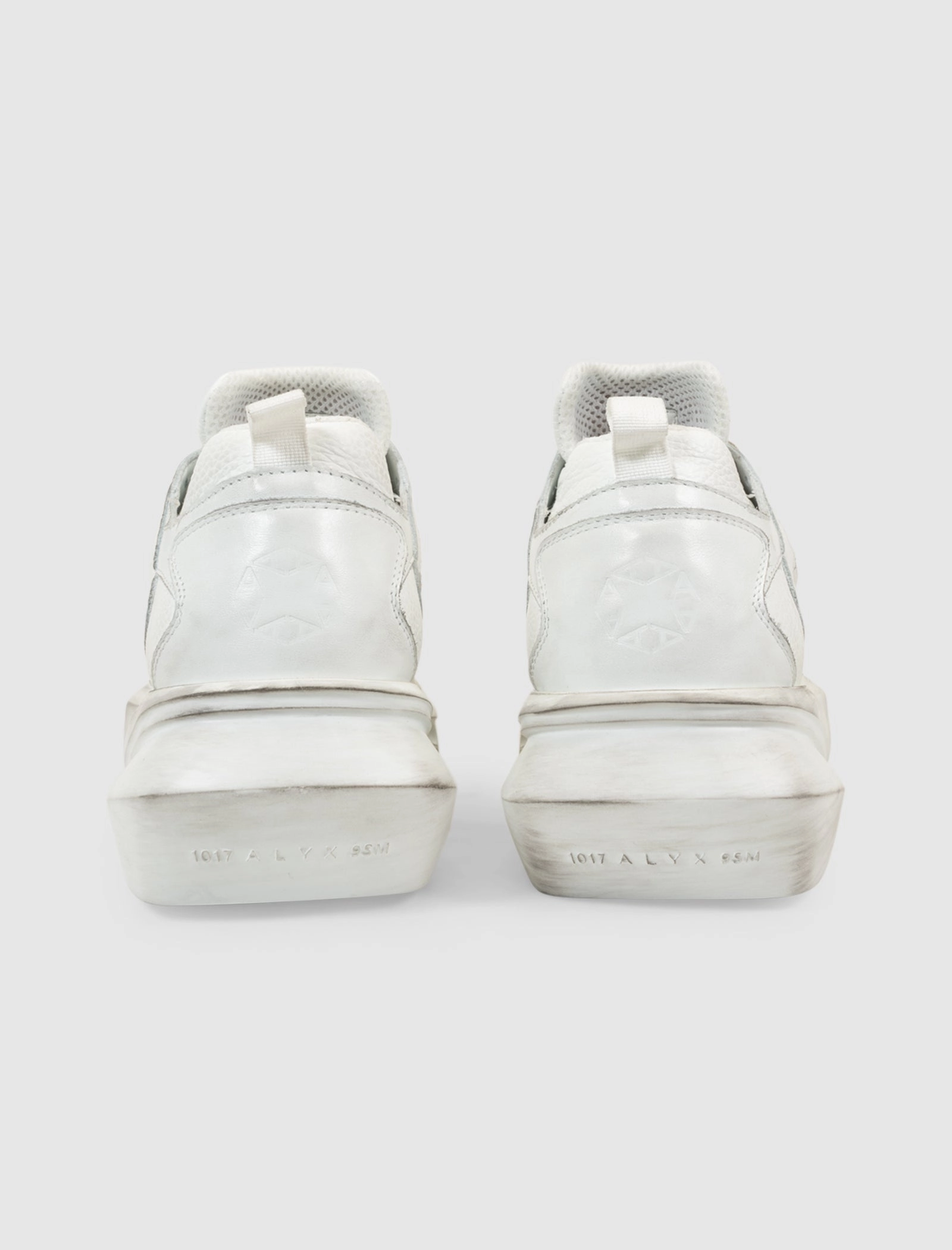 Climbing Shoe Comparison MONO HIKING SNEAKER