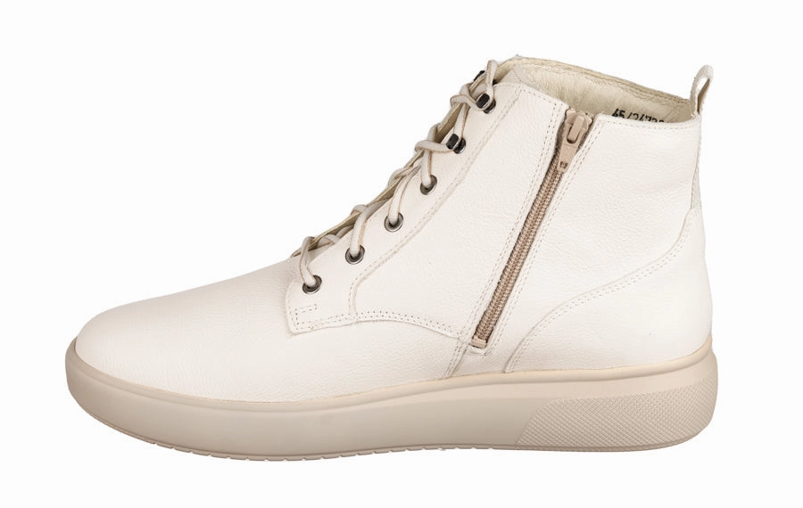 Wal Parchment Burberry Snow Boots