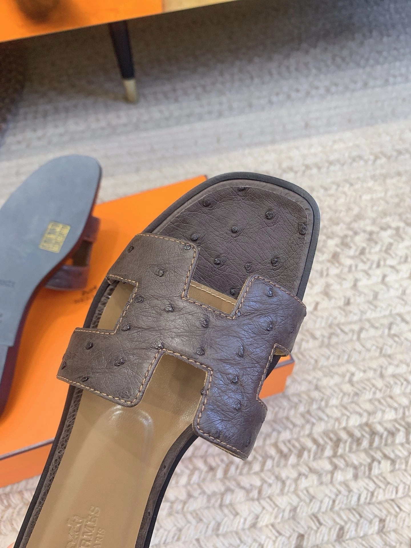 SE1582 Hermes Oran Sandal / Size5-12