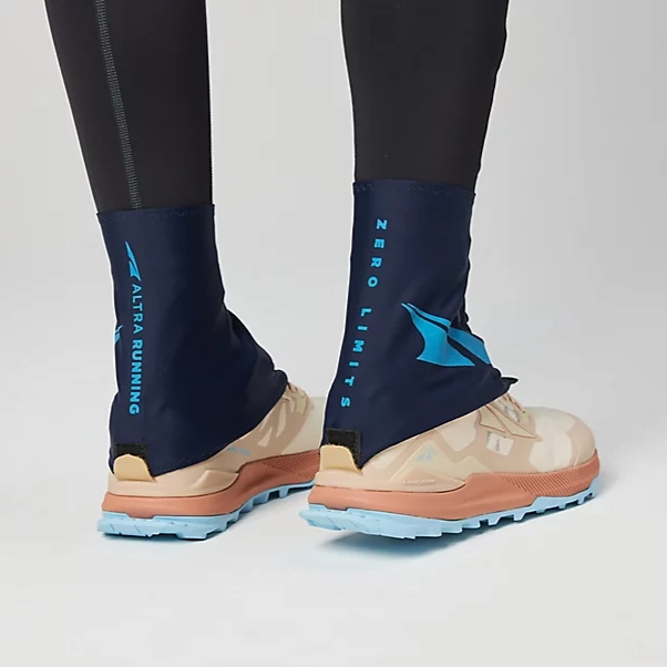 Altra 2 Point Trail Gaiter | Navy / Light Blue Pacer Future Trail Shoes