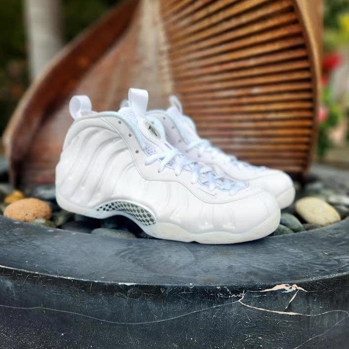 Nike Air Foamposite One Vintage Nike Golf Shoes