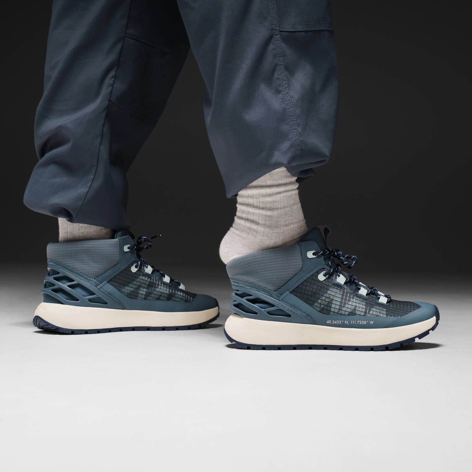 Best Trail Running Shoe 2024 Women's Wasatch Mid - Stormy Weather/Surf Spray