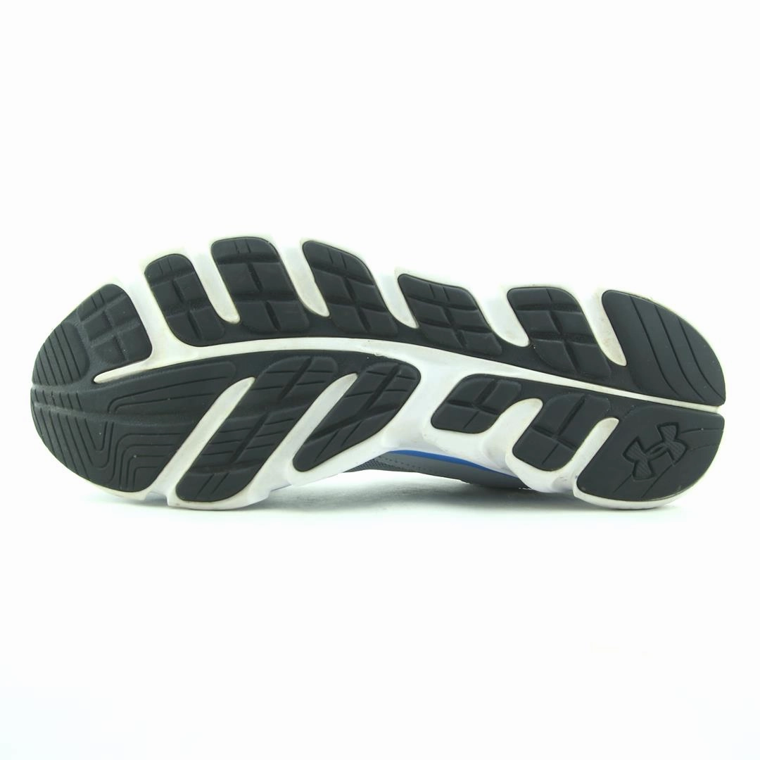 UNDER ARMOUR MICRO G ASSERT V Running Shoes With Springs